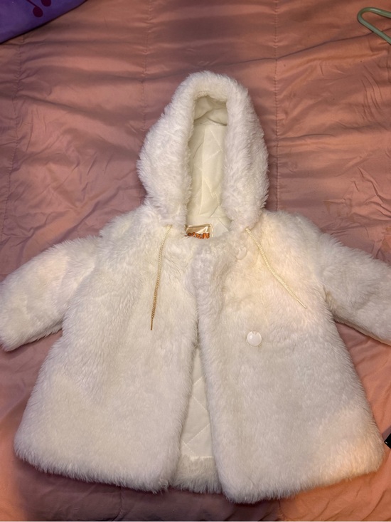 Kidstuff Other - Vintage “kidstuff” Children's Faux Fur Hooded Coat in Ivory